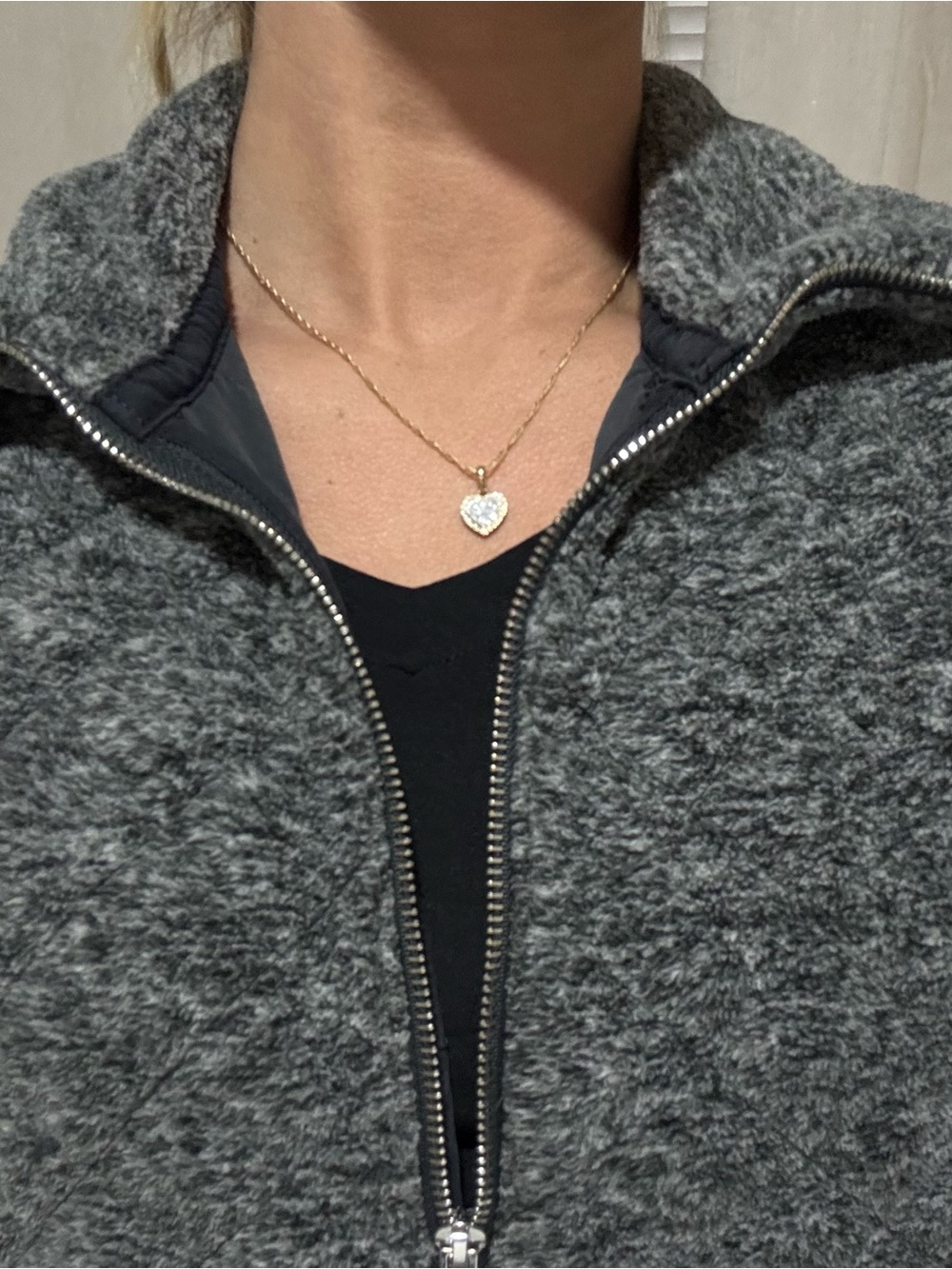 Abercrombie & Fitch gray fleece vest